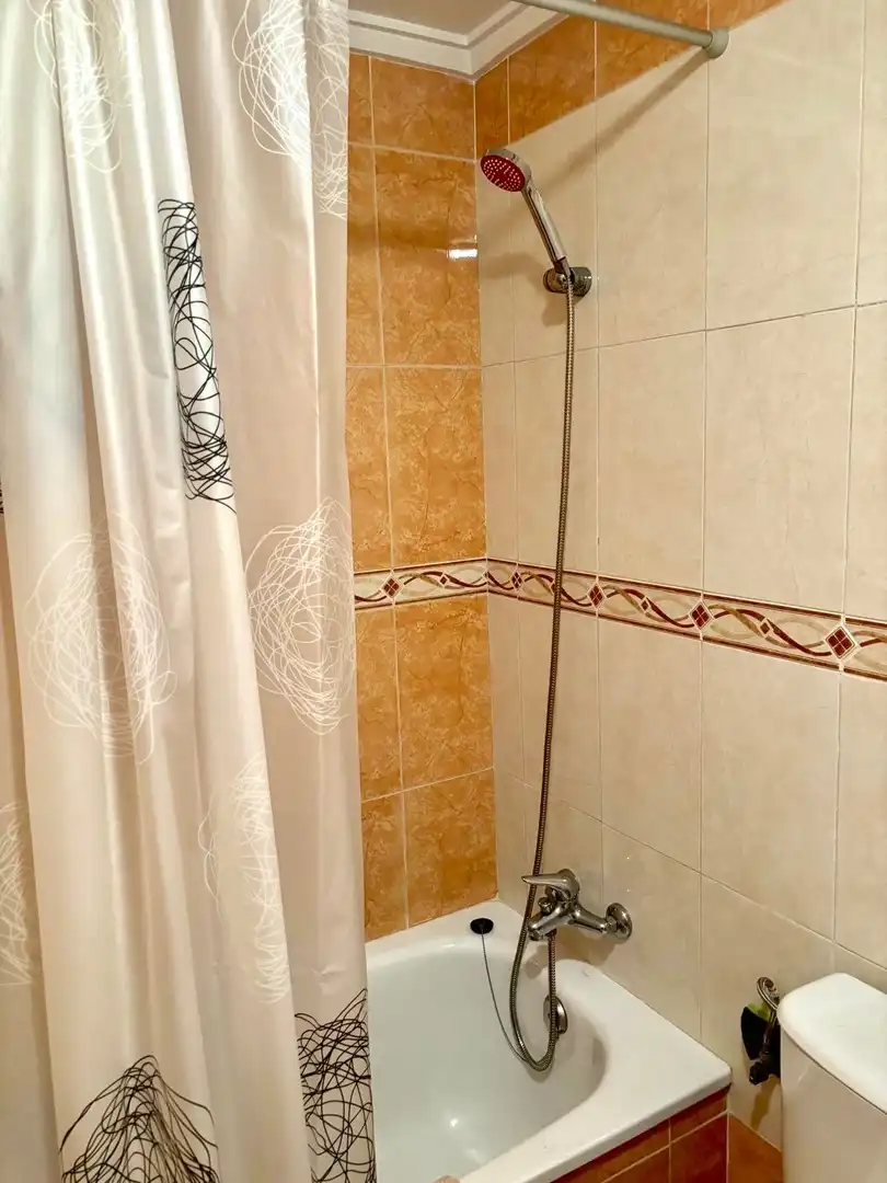 Baño de Casa adosada de alquiler en Rojales con Aire acondicionado y Terraza