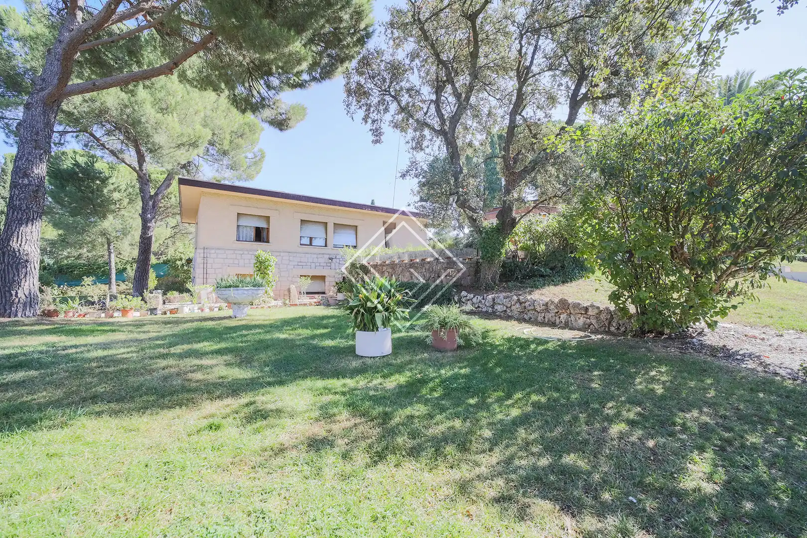 Jardí de Casa o xalet en venda en Pozuelo de Alarcón amb Jardí privat, Terrassa i Piscina