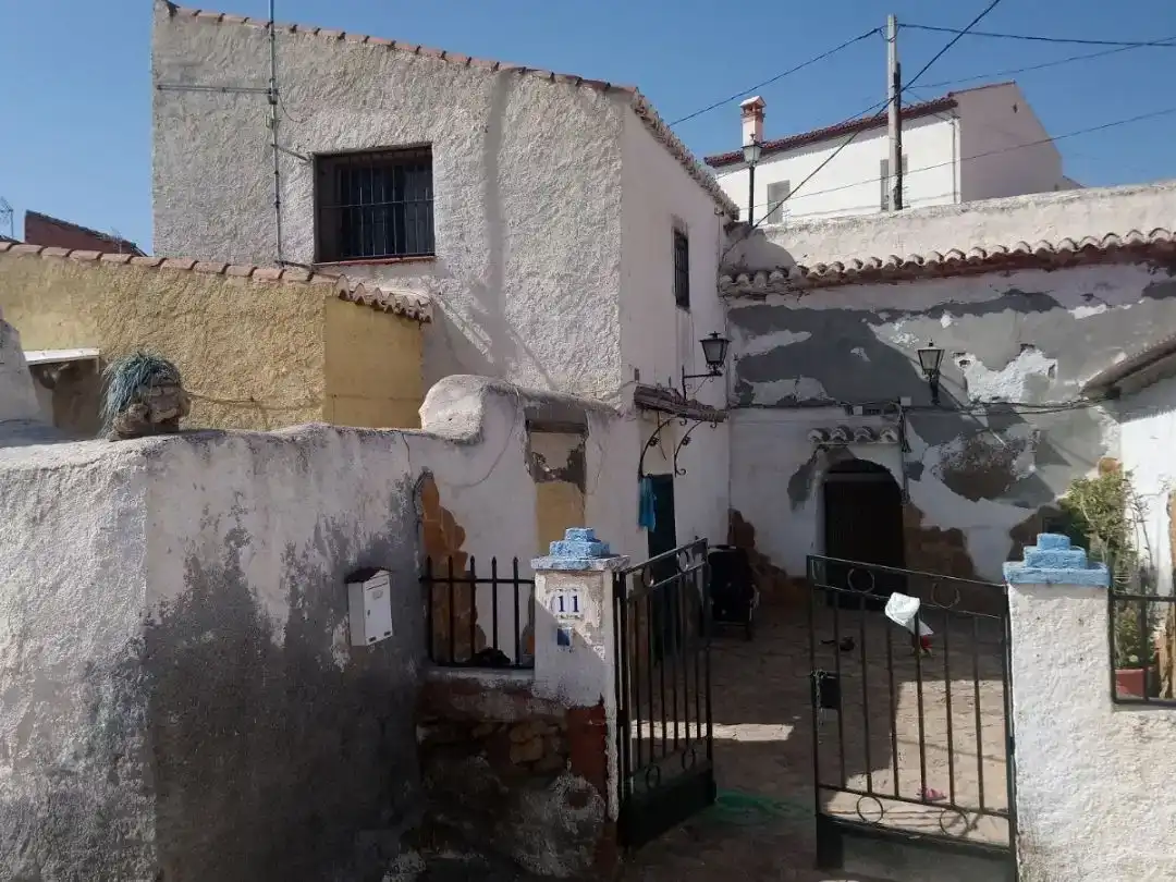 Vista exterior de Piso en venta en Purullena
