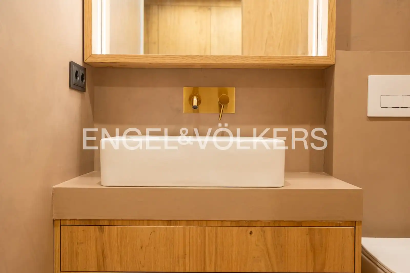 Baño de Piso en venta en Barcelona con Aire acondicionado, Calefacción y Parquet