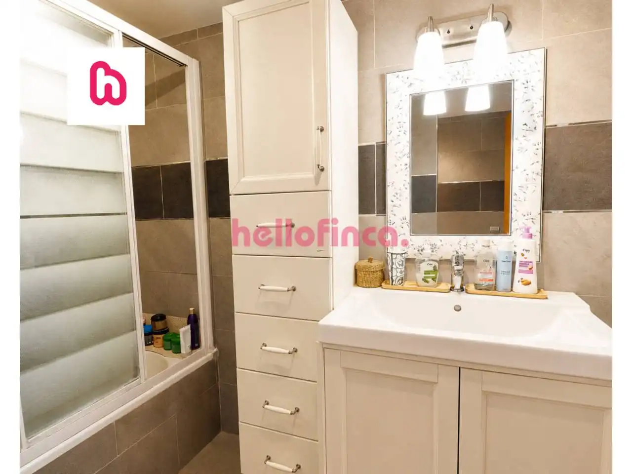 Bathroom of Flat for sale in Artés  with Heating, Parquet flooring and Storage room