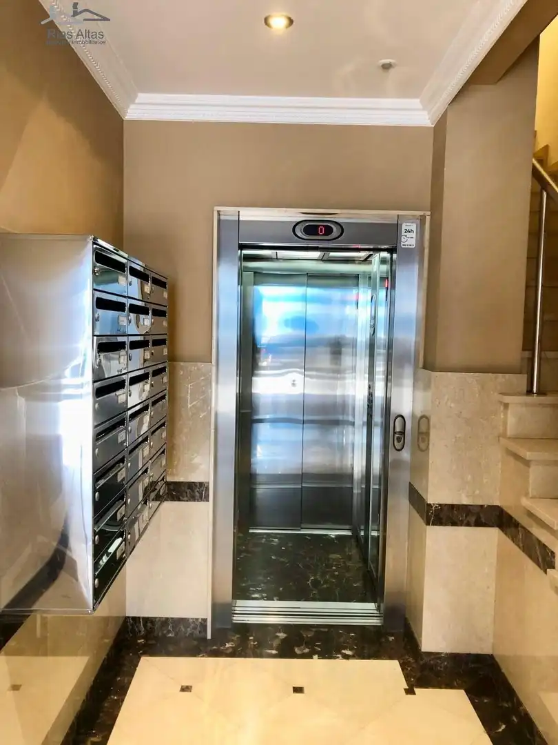 Piso en venta en A Coruña Capital  con Calefacción