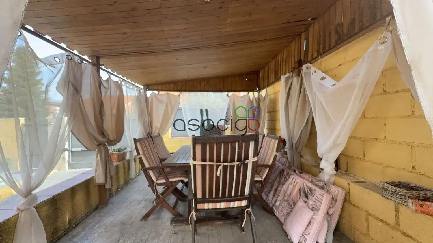 Terraza de Casa adosada en venta en Cabanillas del Campo con Calefacción, Jardín privado y Terraza