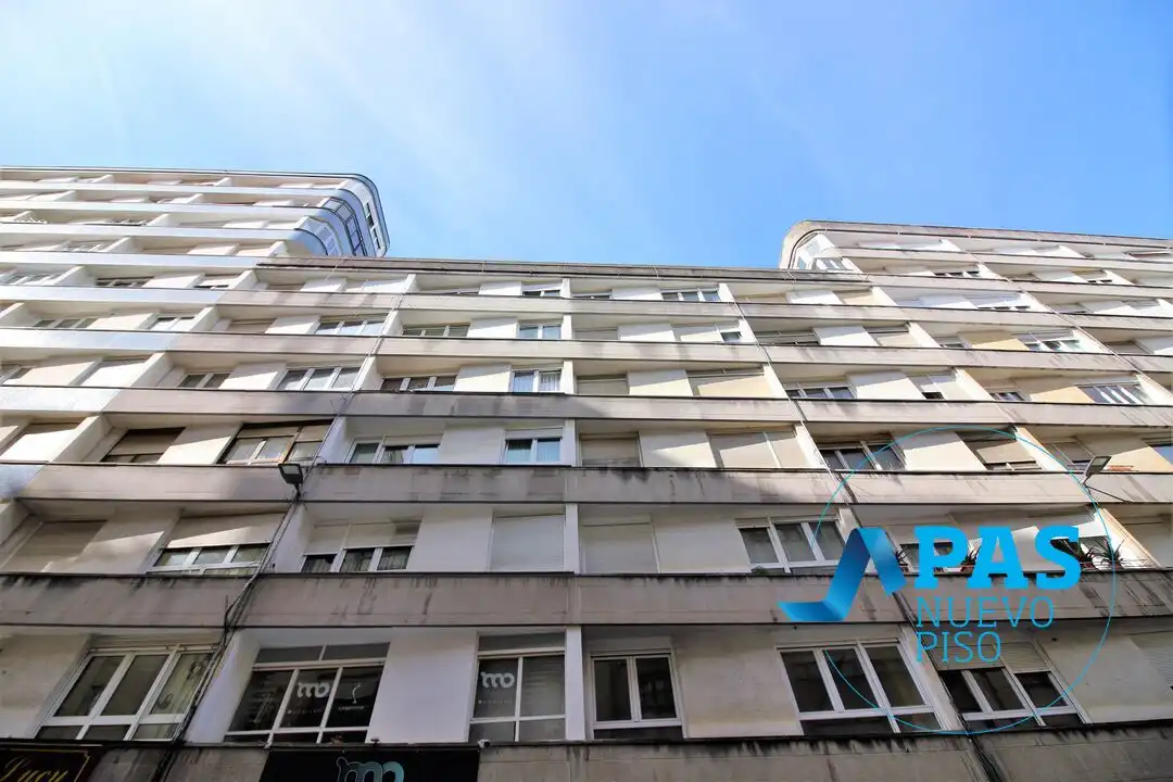 Vista exterior de Pis en venda en Santander amb Moblat