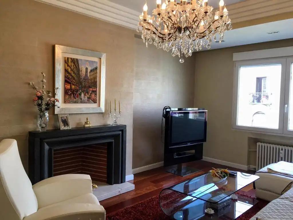 Wohnzimmer von Wohnung zur Miete in Madrid mit Klimaanlage, Heizung und Parkett