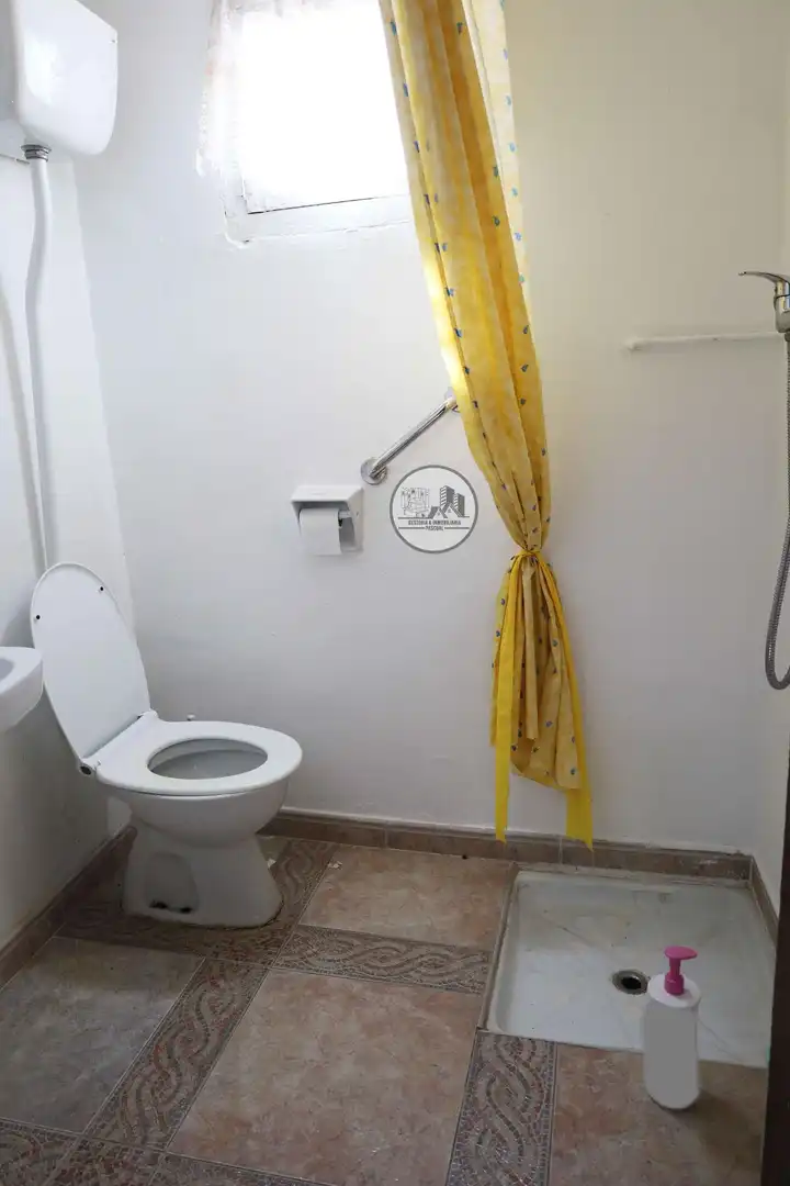 Baño de Casa o chalet en venta en Samper de Calanda con Terraza, Trastero y Amueblado