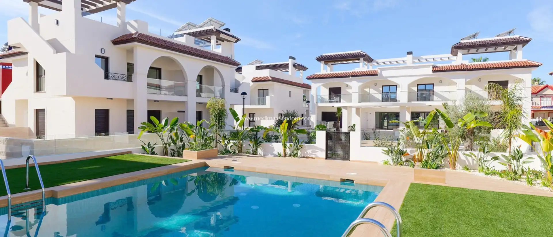 Piscina de Piso en venta en Rojales con Aire acondicionado, Calefacción y Jardín privado