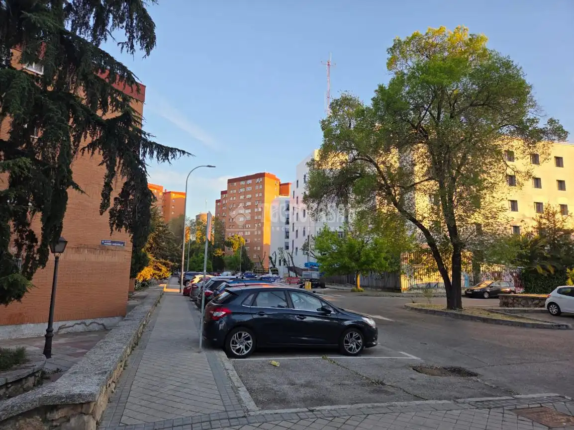 Aparcament de Pis en venda en Madrid amb Traster