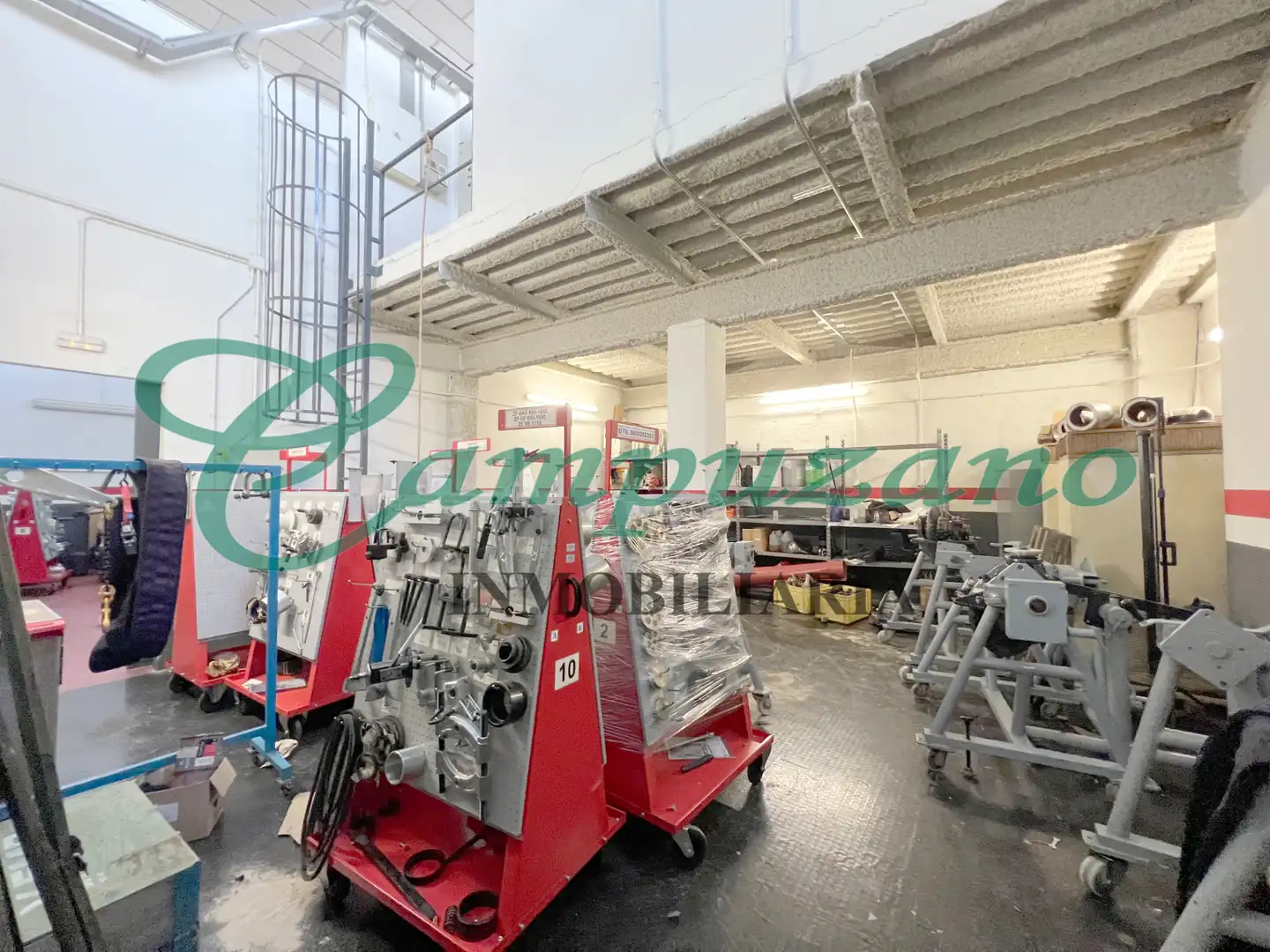 Nave industrial de alquiler en Calle de Ramón y Cajal, 29, Las Dehesillas - Vereda de los Estudiantes