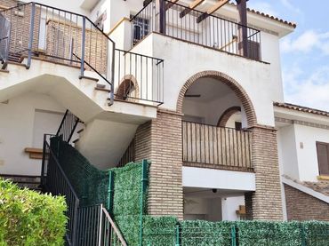 Mini appartamento con piscina in affitto a Calle Albardín