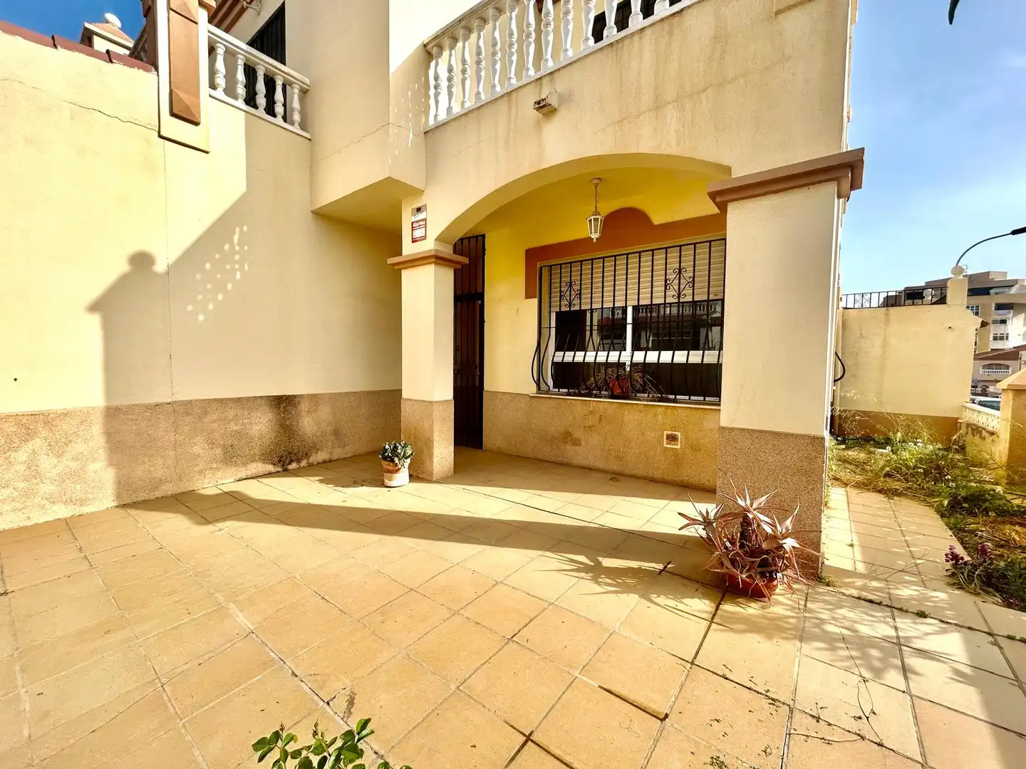 Casa adosada en venta en Roquetas de Mar con Jardín privado, Terraza y Horno