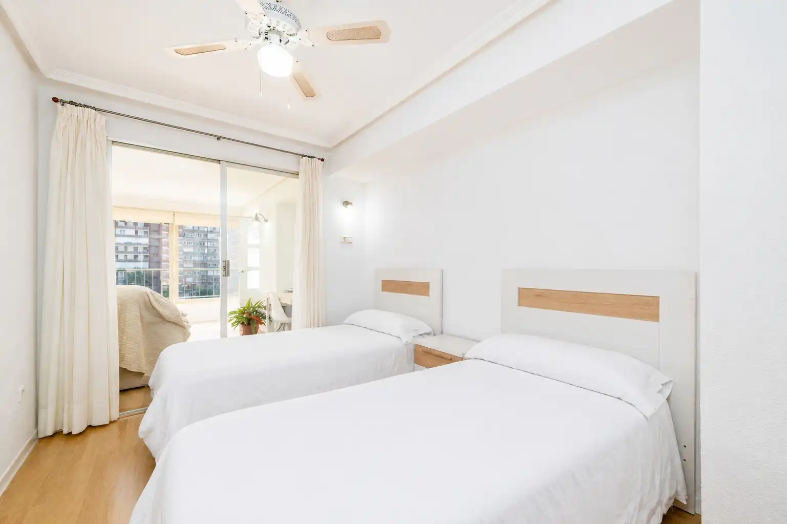 Schlafzimmer von Wohnung zur Miete in Alicante / Alacant mit Klimaanlage, Heizung und Terrasse