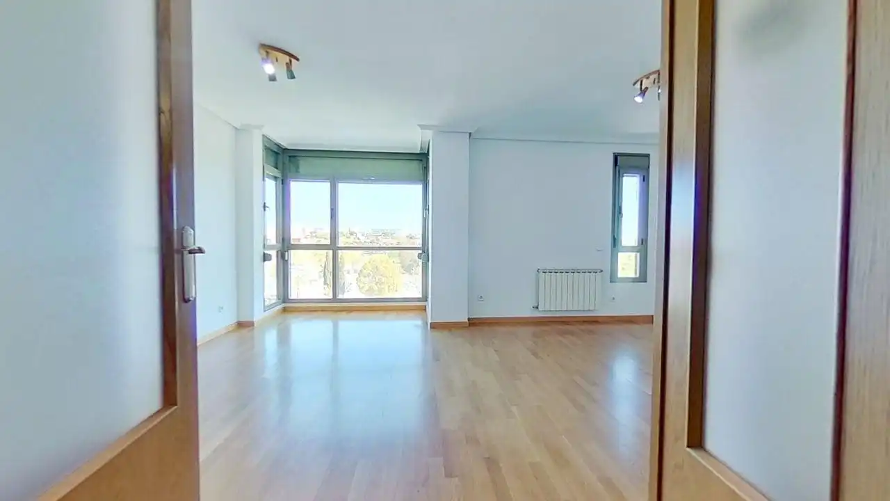 Living room of Flat for rent in Madrid  with Air Conditioner, Heating and Private garden
