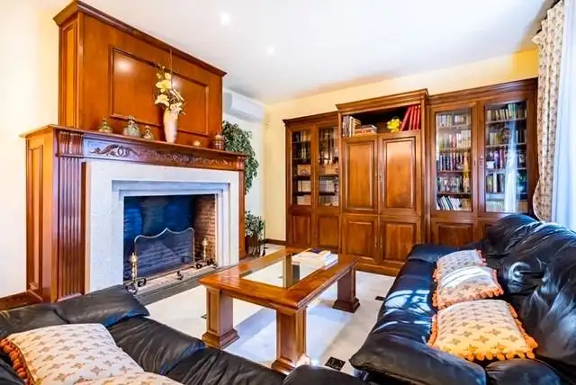 Sala de estar de Casa o chalet en venta en Mamblas con Jardín privado, Terraza y Amueblado