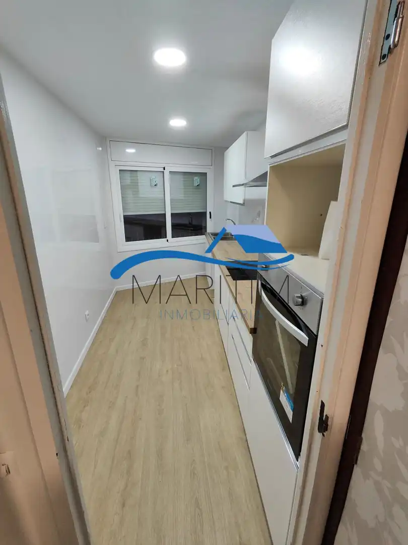 Flat with terrace for sale in Cami ral, imagen 9