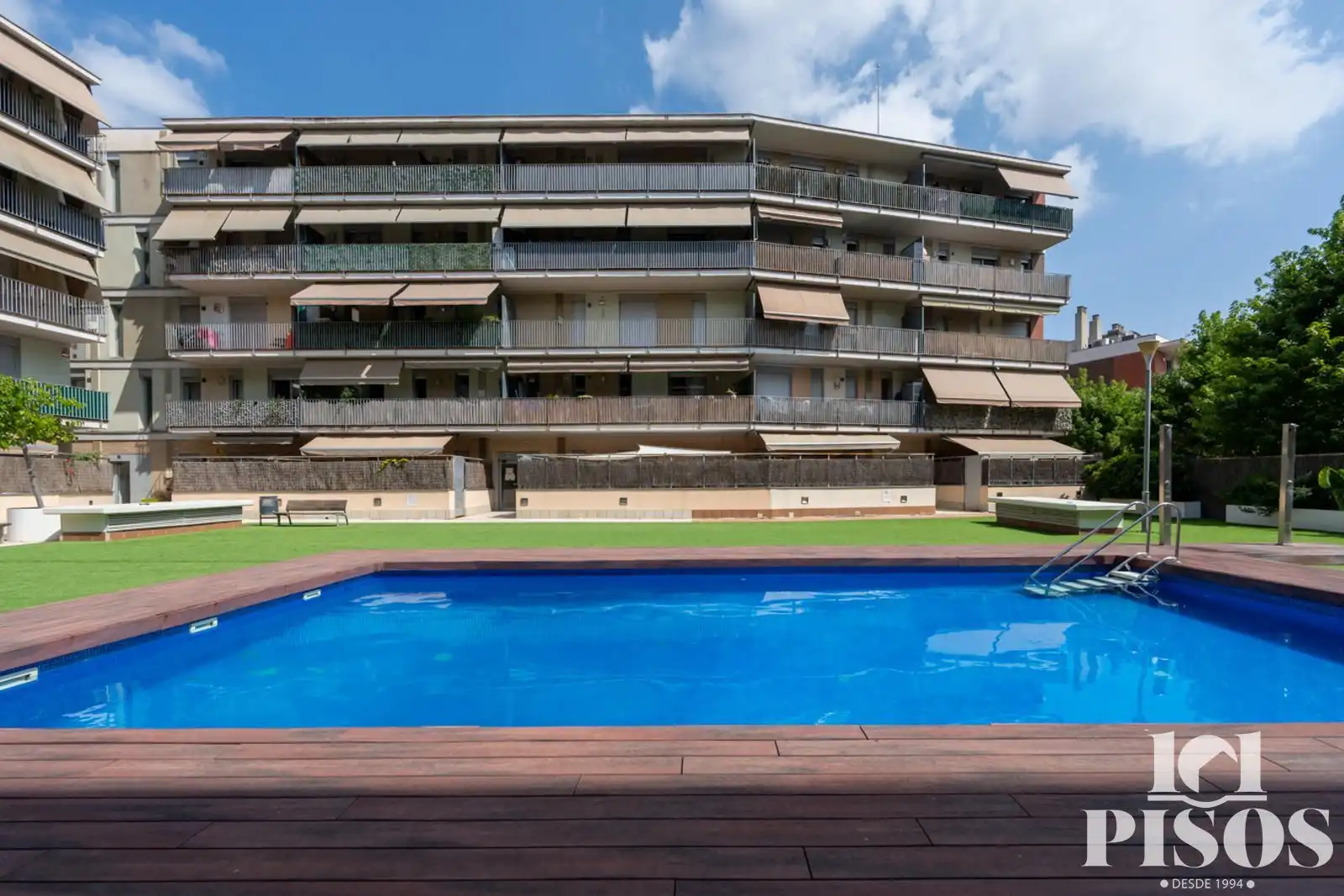 Piscina de Pis en venda en Sant Cugat del Vallès amb Calefacció, Terrassa i Piscina