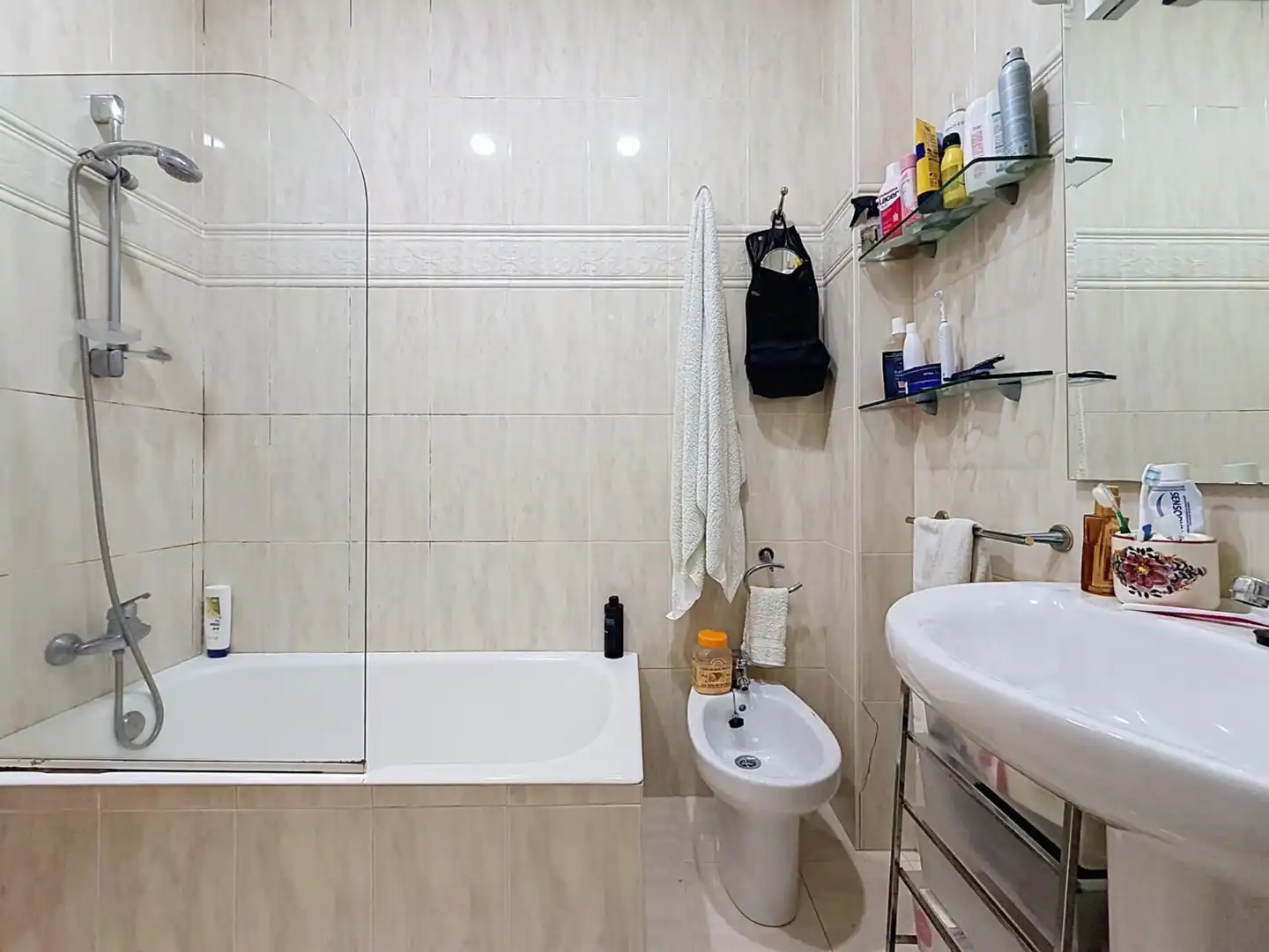 Baño de Piso en venta en Donostia - San Sebastián  con Calefacción y Balcón