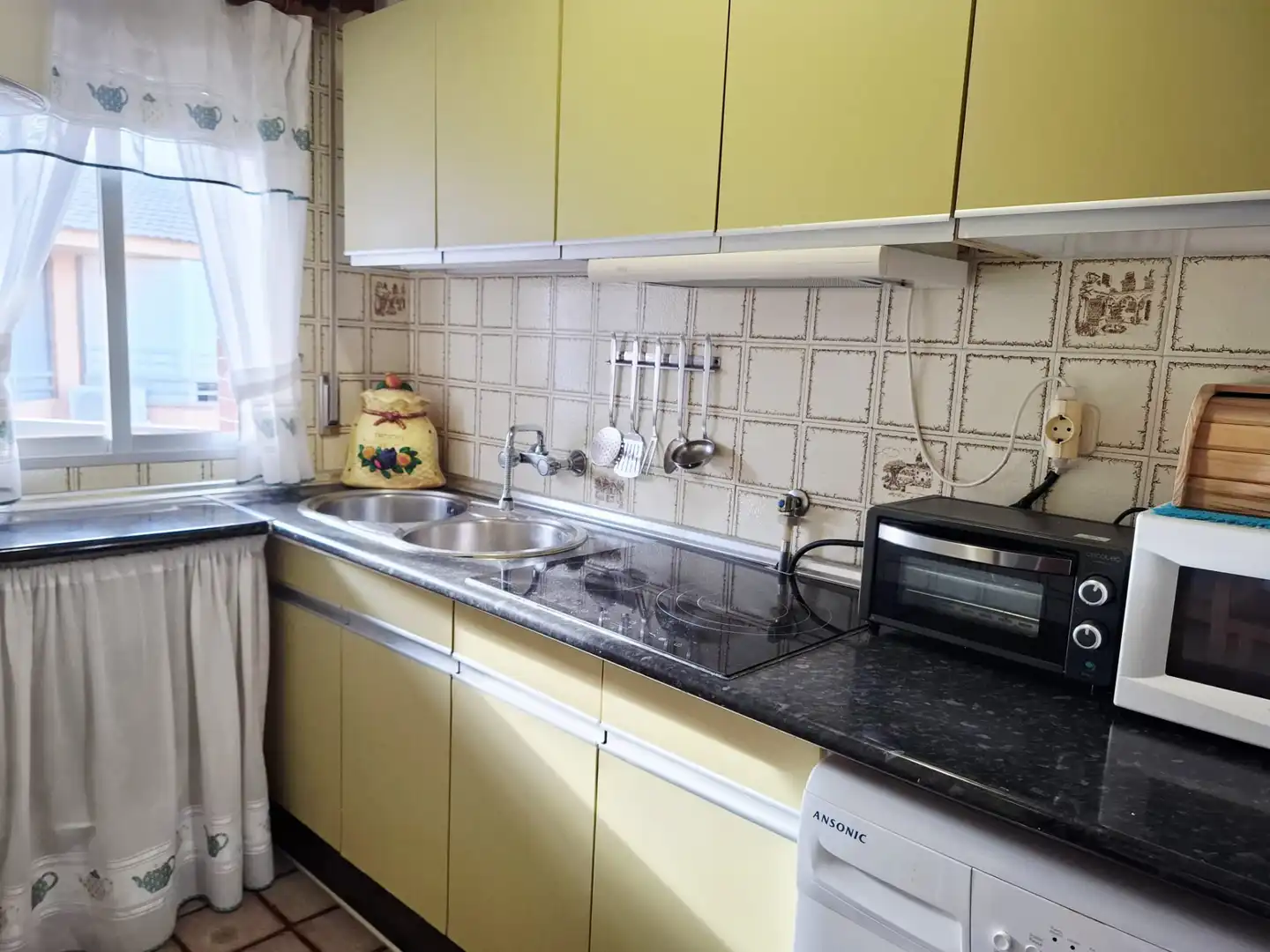 Kitchen of Flat for sale in Torrenueva Costa  with Terrace and Furnished