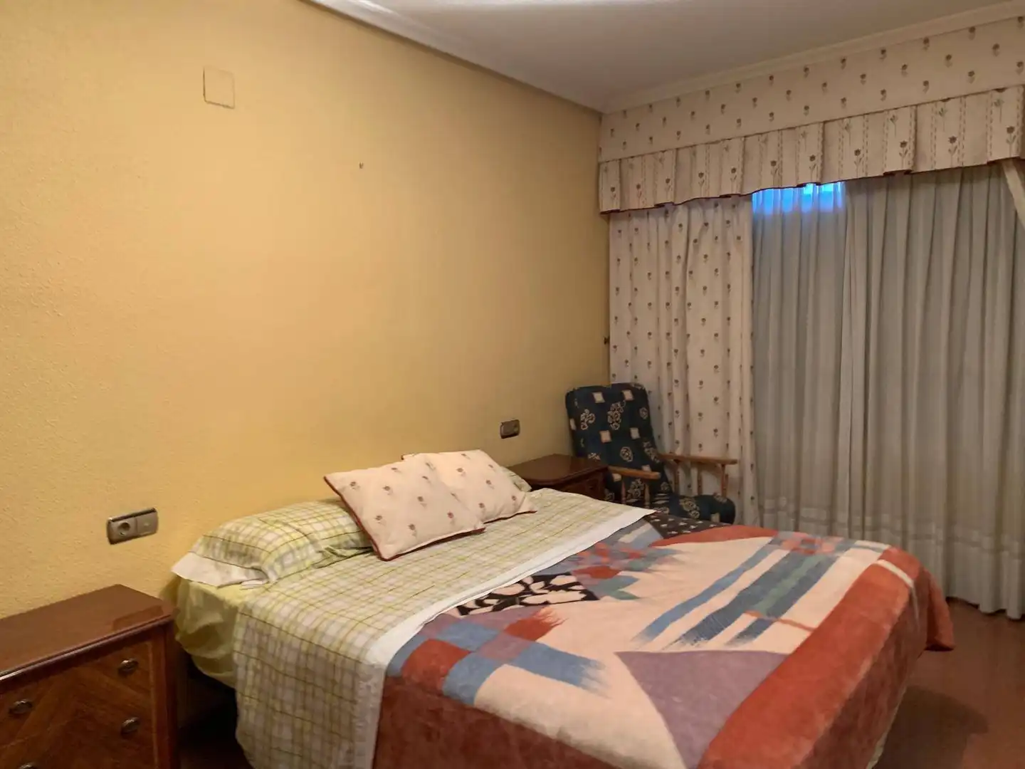 Dormitori de Pis en venda en Elche / Elx amb Aire condicionat, Jardí privat i Terrassa