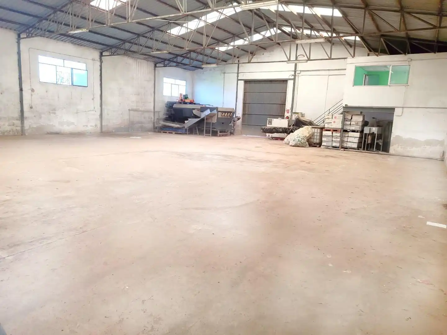 Nau industrial en venda a Dolores