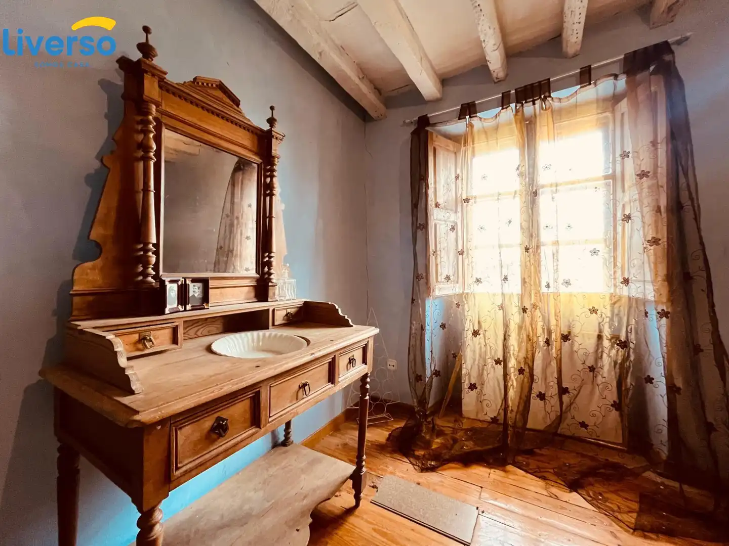 Bathroom of Houses for sale in Revillarruz  with Heating, Terrace and Furnished
