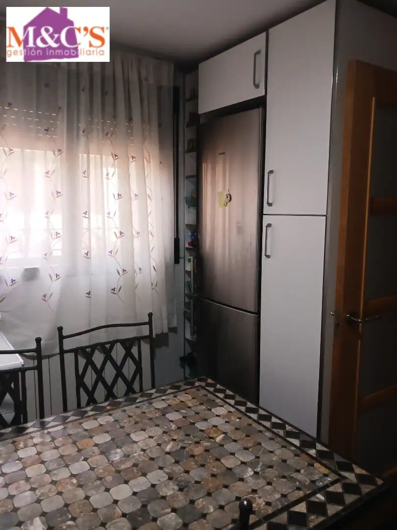 Cuina de Casa o xalet en venda en Puertollano amb Aire condicionat, Calefacció i Traster