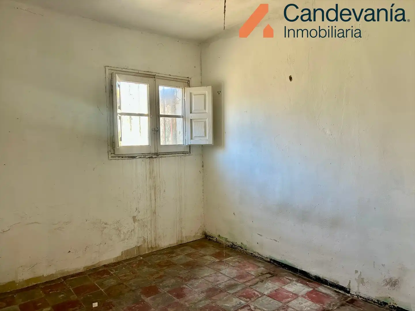 Cuina de Casa o xalet en venda en Zuera amb Jardí privat