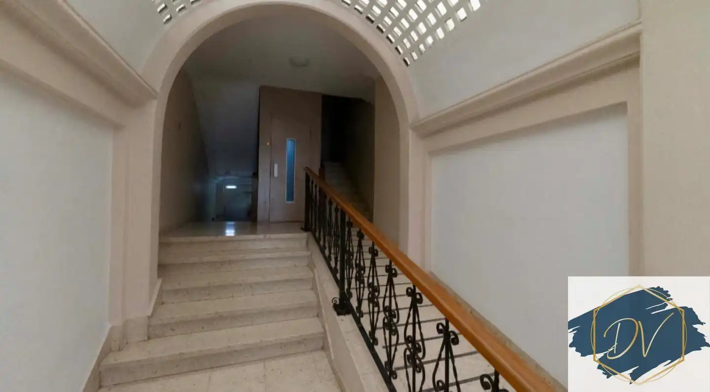 Flat with terrace for sale in Calle de Jesús y María, imagen 23