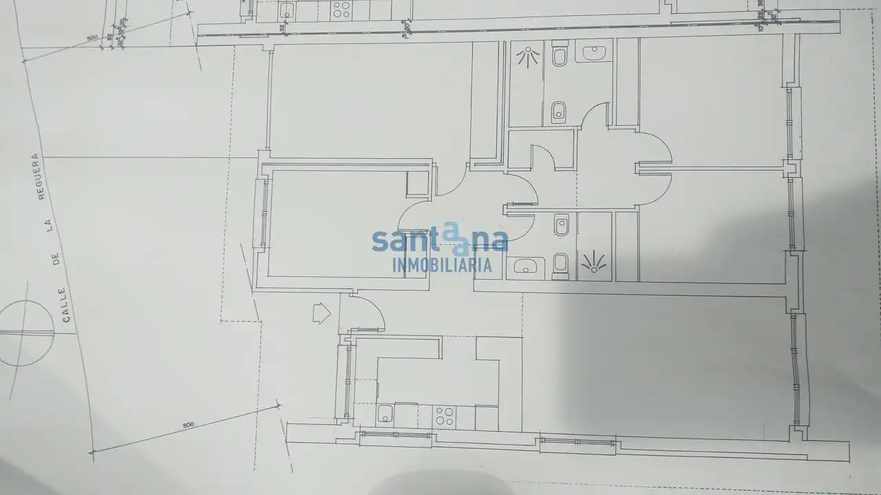 Casa adosada en venta en Sariegos con Calefacción, Jardín privado y Parquet