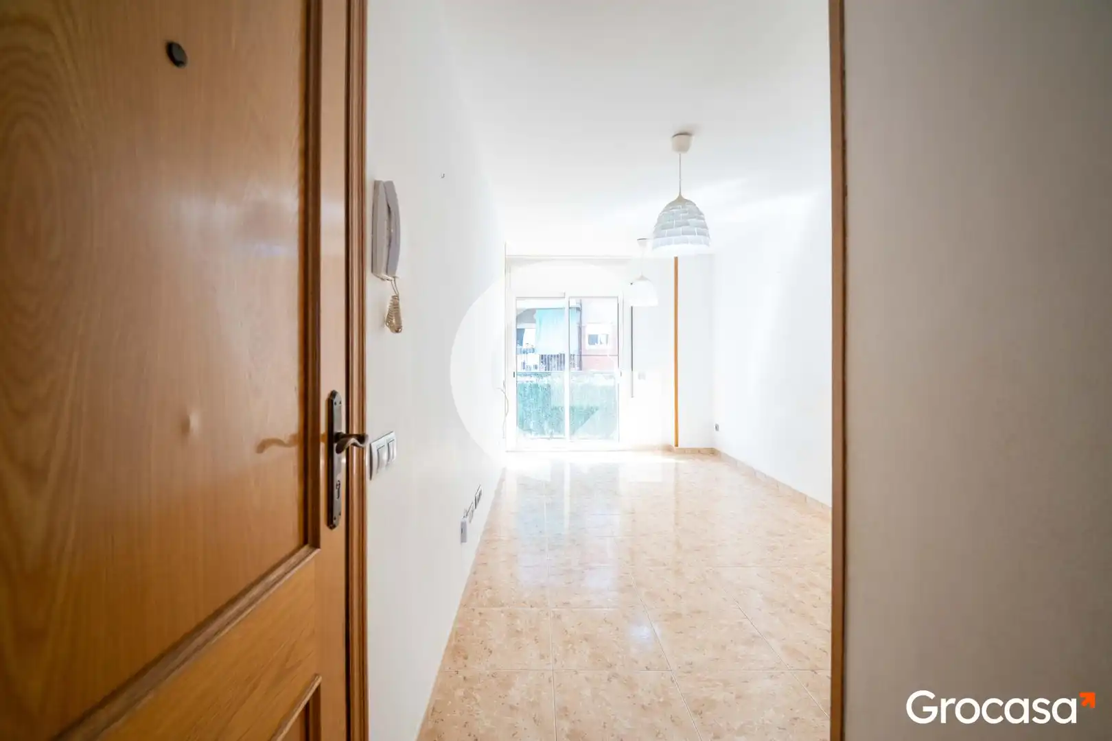 Flat for sale in Mataró  with Air Conditioner, Oven and TV
