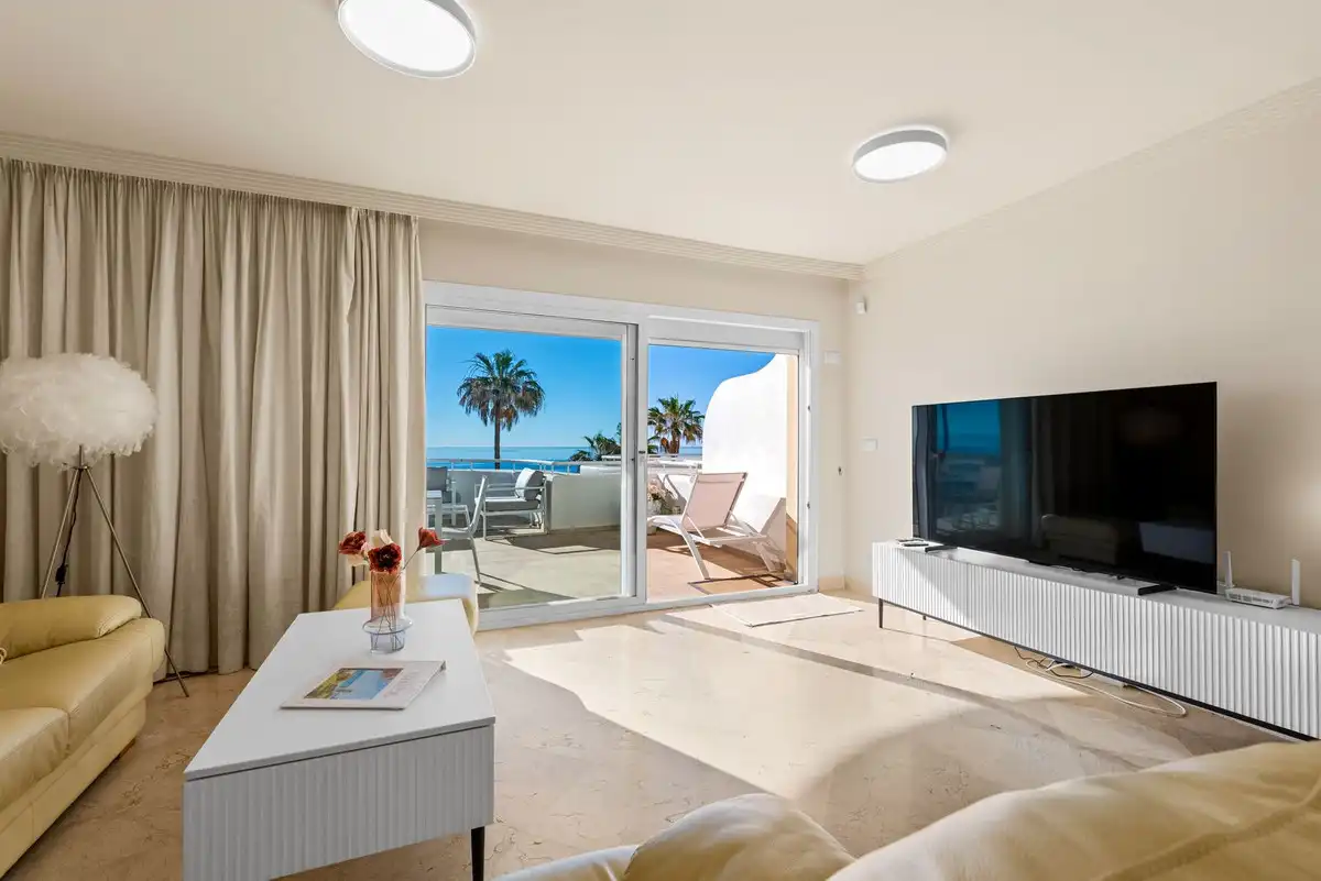 Living room of Apartments for sale in Estepona Pueblo