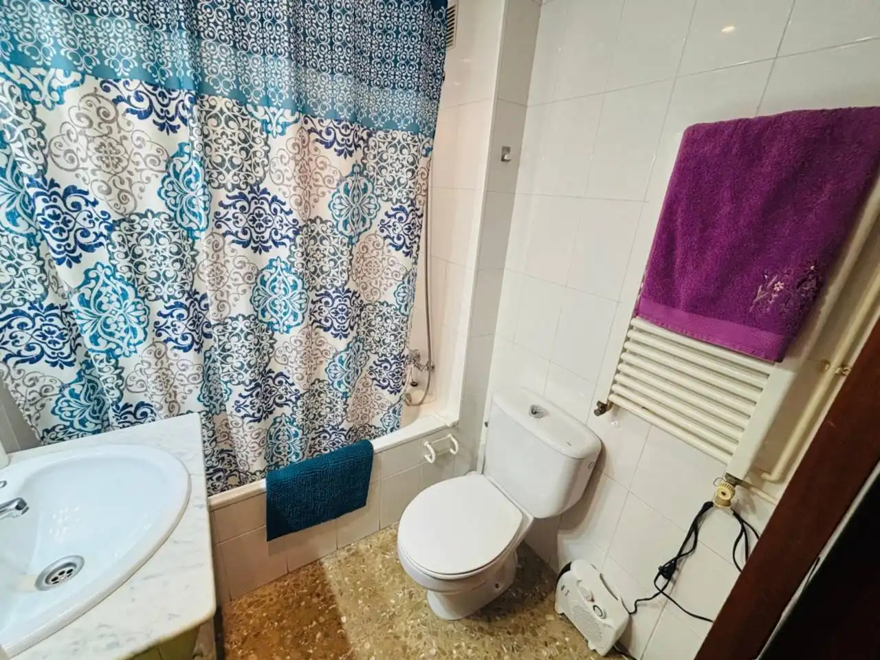 Baño de Piso en venta en Vilanova i la Geltrú con Aire acondicionado, Calefacción y Terraza