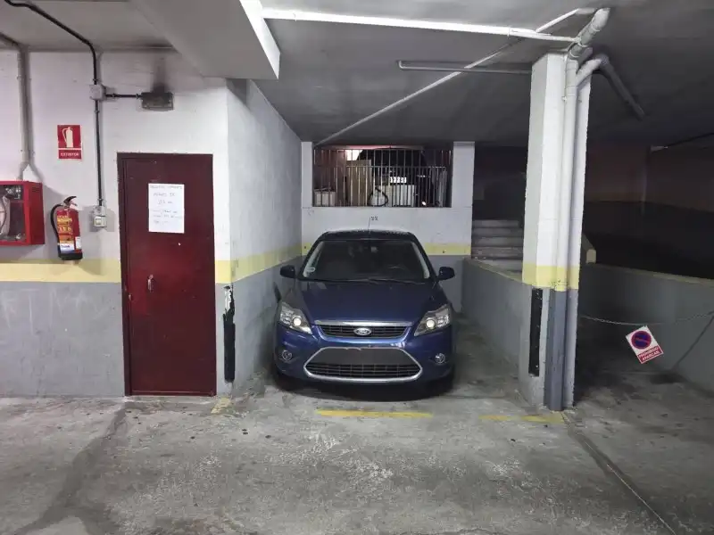 Parking of Flat for sale in Plasencia  with Private garden