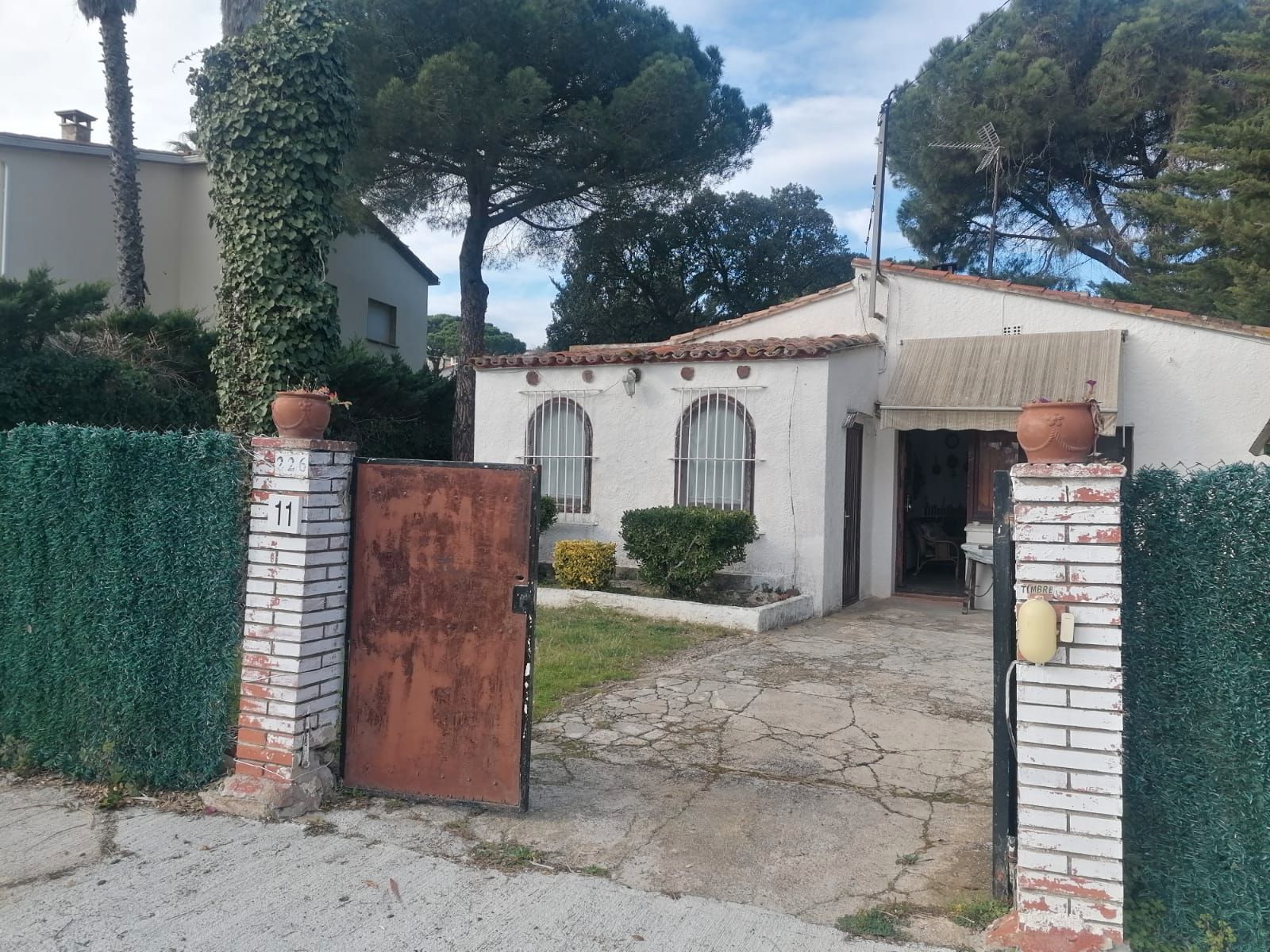 Vista exterior de Casa o xalet en venda en Calonge i Sant Antoni amb Jardí privat i Moblat