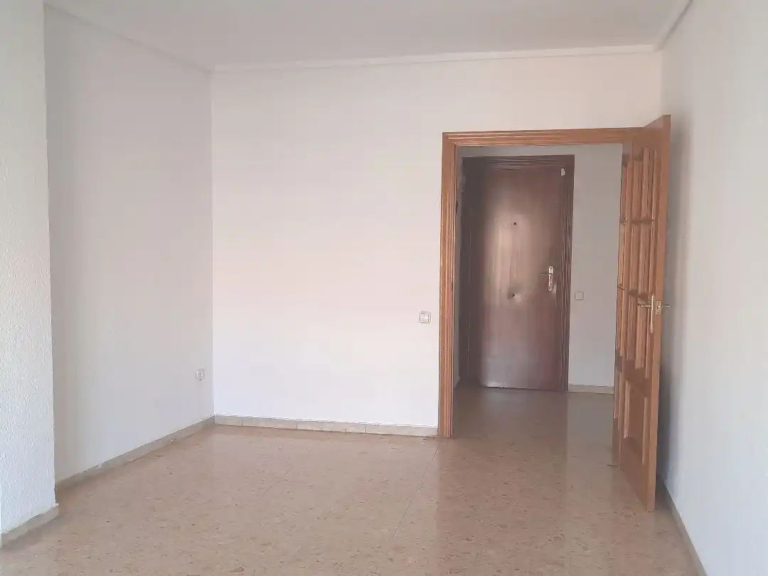 Wohnung zum Verkauf in  Valencia Capital mit Klimaanlage und Balkon