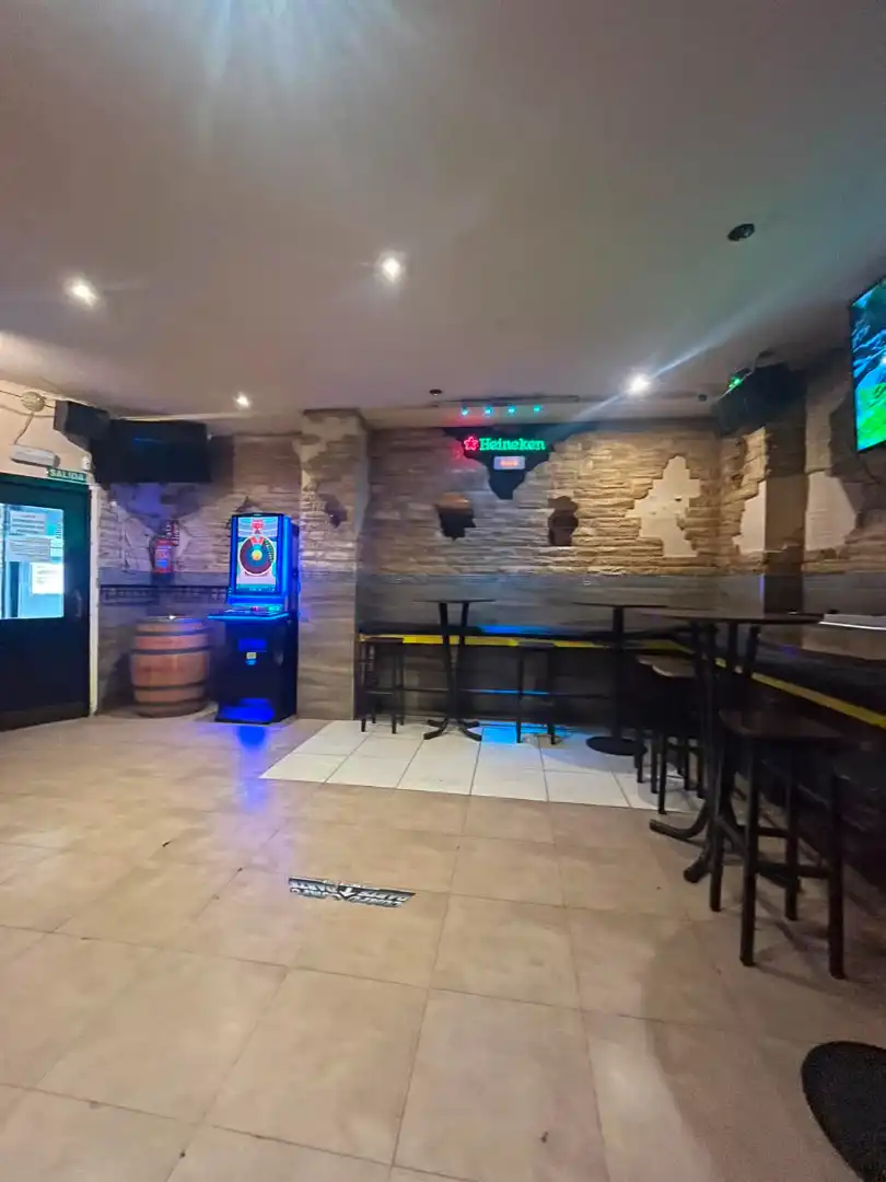 Local comercial en traspàs a Latina, imagen 9