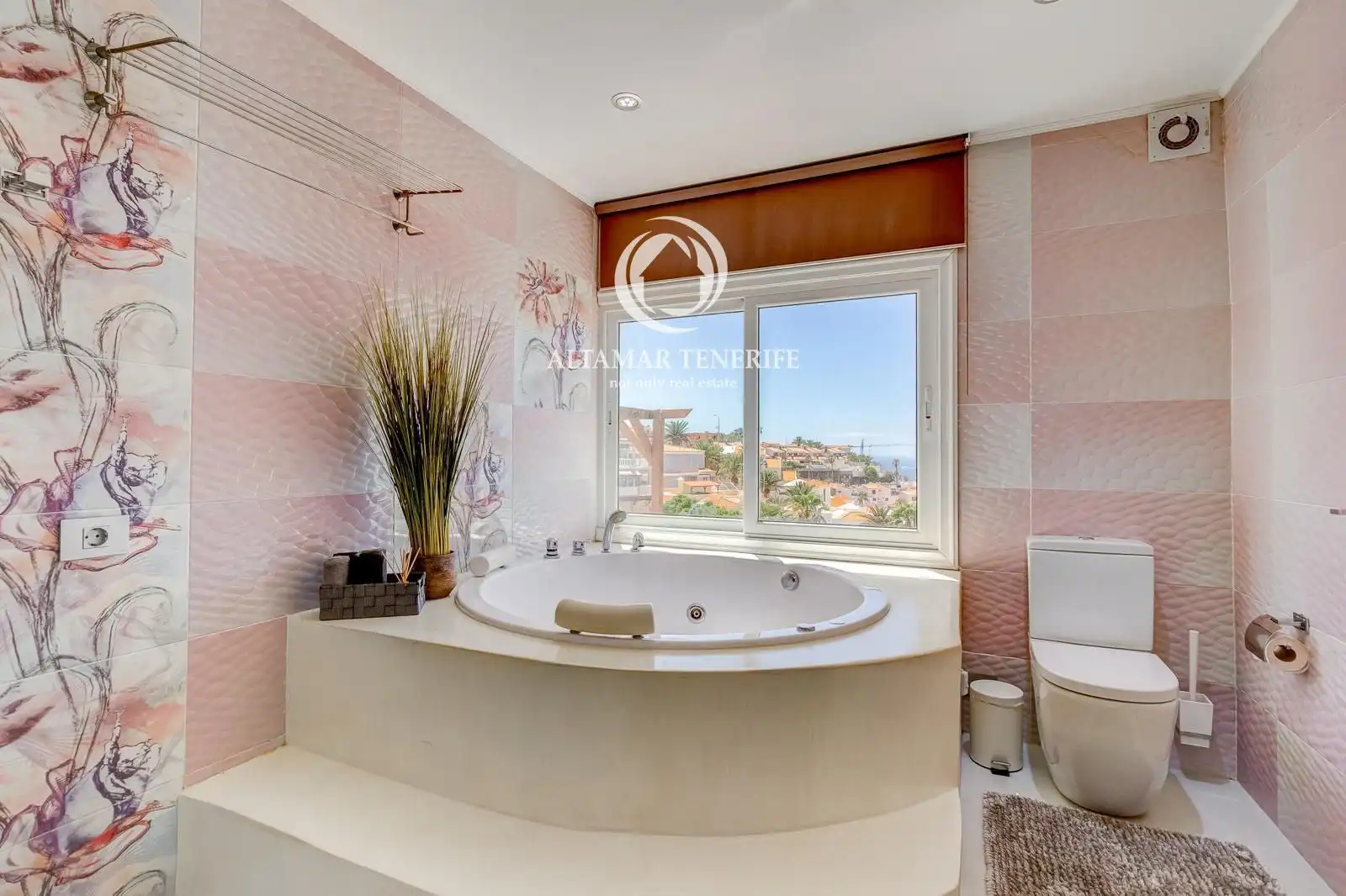 Apartamento con terraza en venta en Costa Adeje, imagen 25