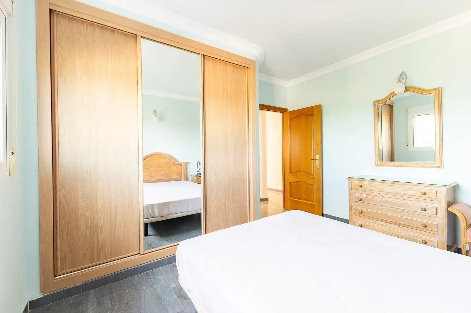 Habitación de Casa o chalet en venta en Chiva con Aire acondicionado, Terraza y Piscina