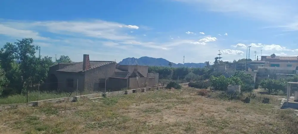 Finca rústica en venda a Albatera