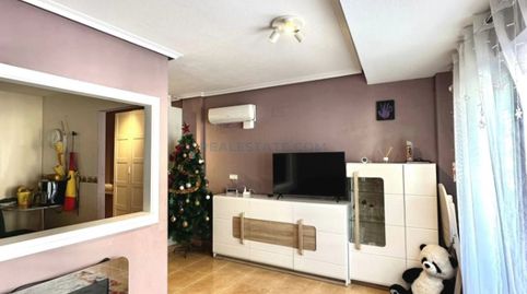 Apartamento con balcón, en la provincia de Alicante, en la ciudad de Torrevieja. 2 habitaciones | 80 m² | 700 metros del mar, imatge 2