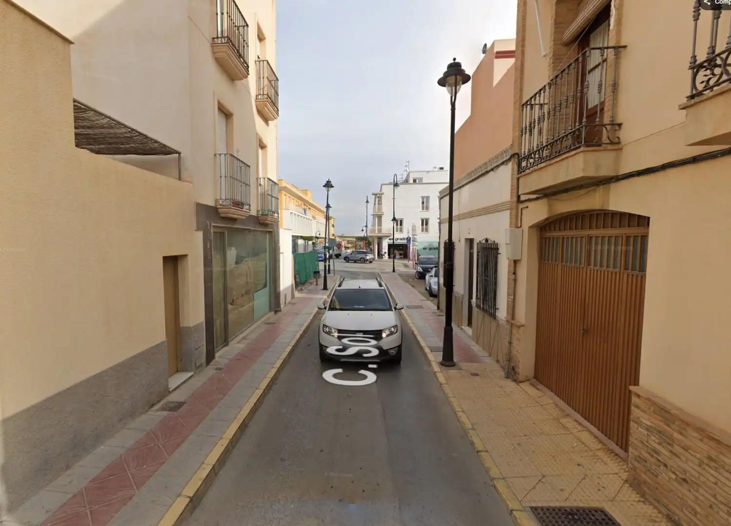 Local comercial en venda a Vera Ciudad