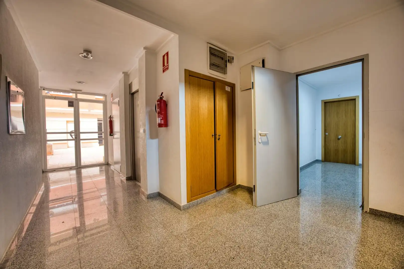 Wohnung zum Verkauf in Monforte del Cid mit Klimaanlage, Abstellraum und Möbliert