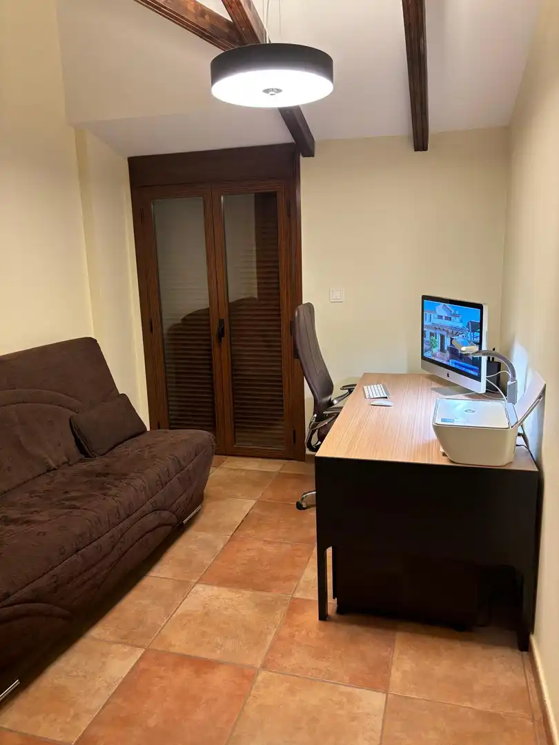 Semi-detached house with pool for sale in Bigastro, imagen 13