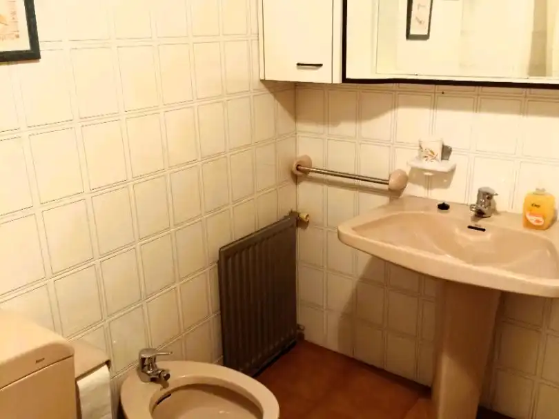 Bathroom of Flat for sale in Navia