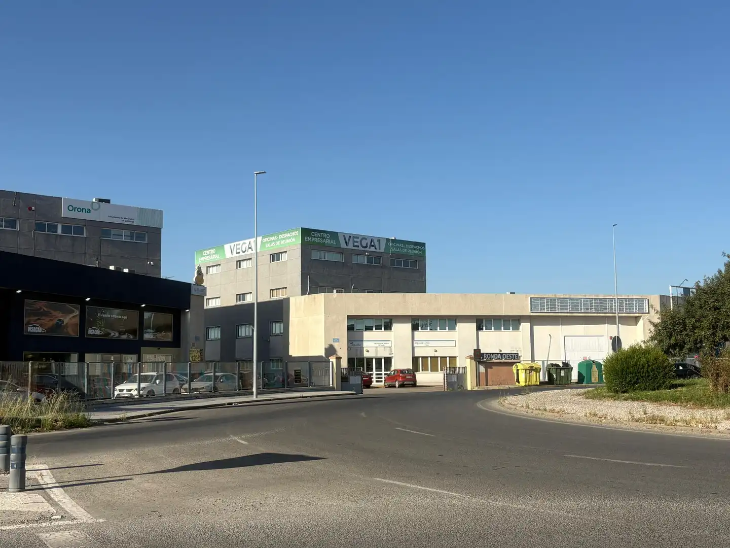 Vista exterior de Nave industrial en venta en Jerez de la Frontera