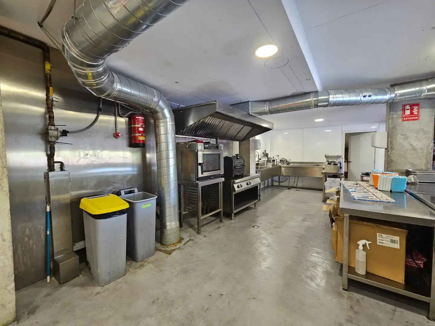 Business premises for transfer in Sant Martí, imagen 40
