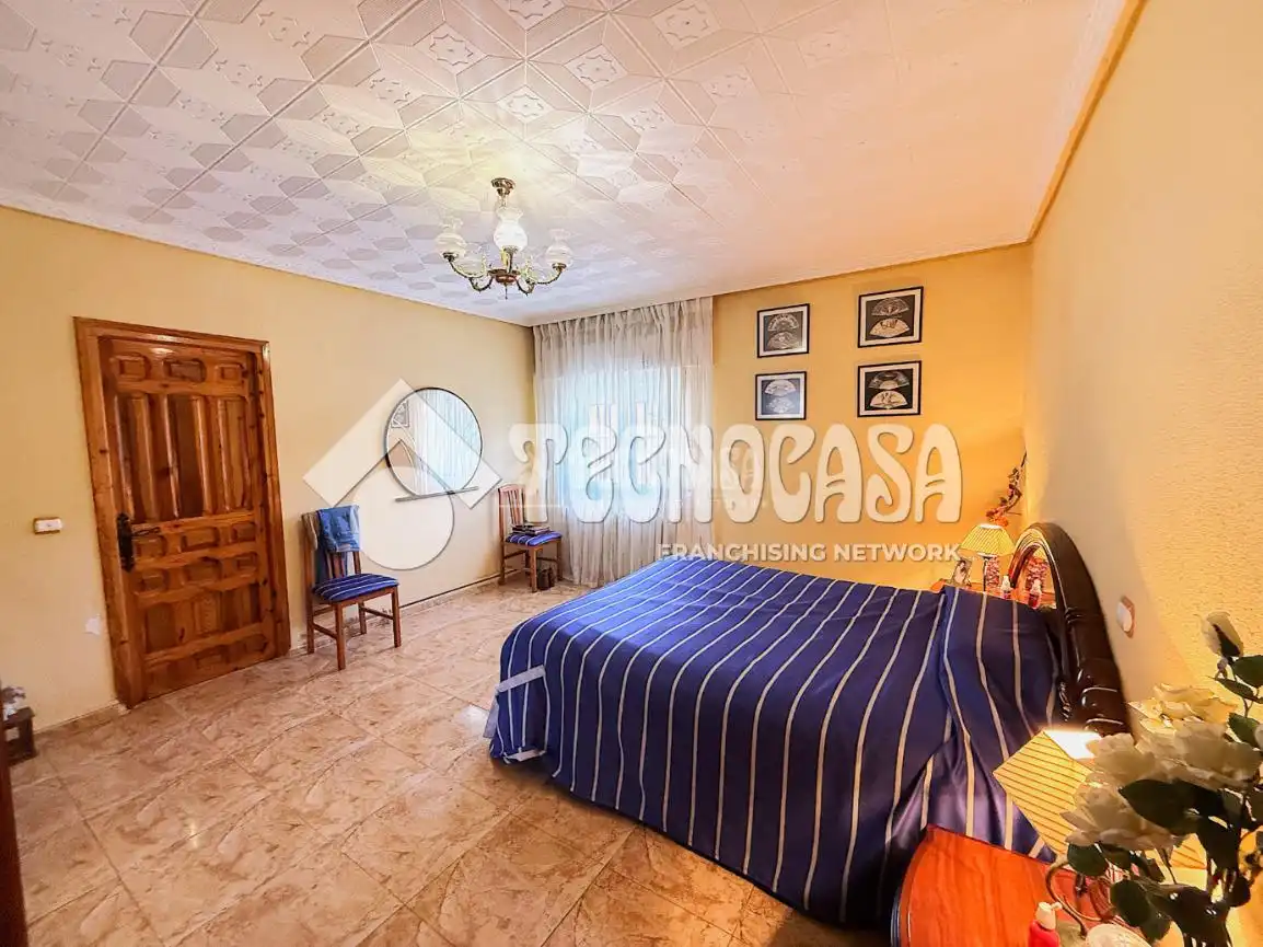 Casa o chalet en venta en Torrejoncillo del Rey con Aire acondicionado, Calefacción y Jardín privado