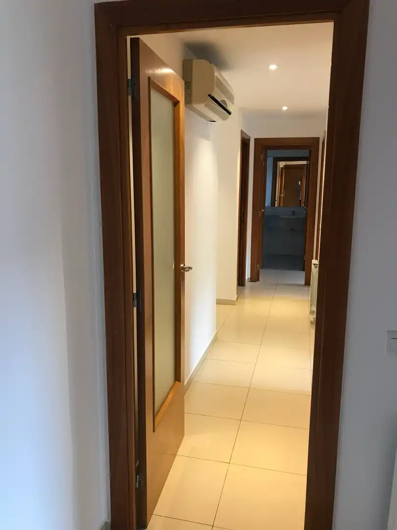Piso en venta en Sant Joan Despí con Aire acondicionado, Calefacción y Horno