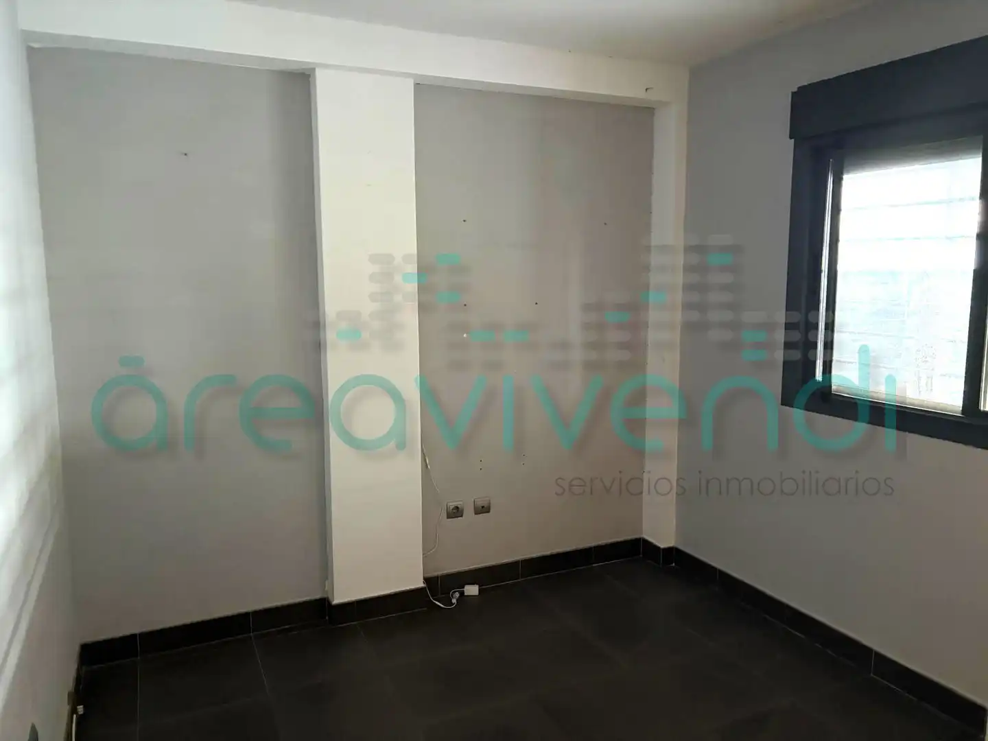 Casa adosada en venta en Castellón de la Plana / Castelló de la Plana con Aire acondicionado, Calefacción y Jardín privado