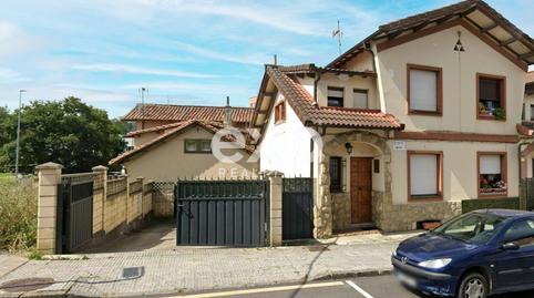 Foto 3 de Casa adosada en venda a Calle Francisco Franc, 38, La Pola Siero, Siero
